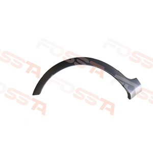 REAR FENDER WHEEL-ARCH MOLDING R